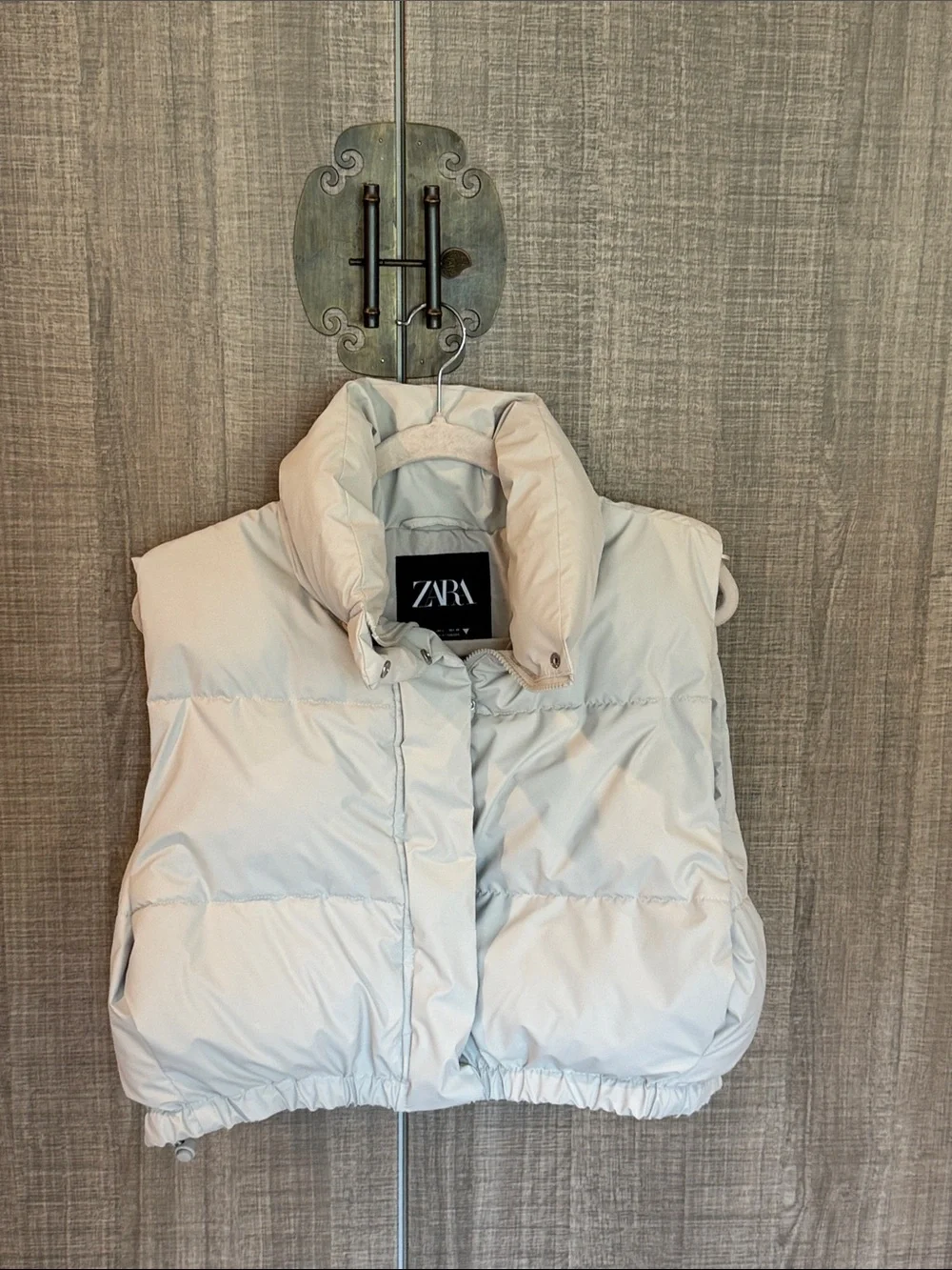 Zara Cropped Puffer Vest - Picture 13 of 16